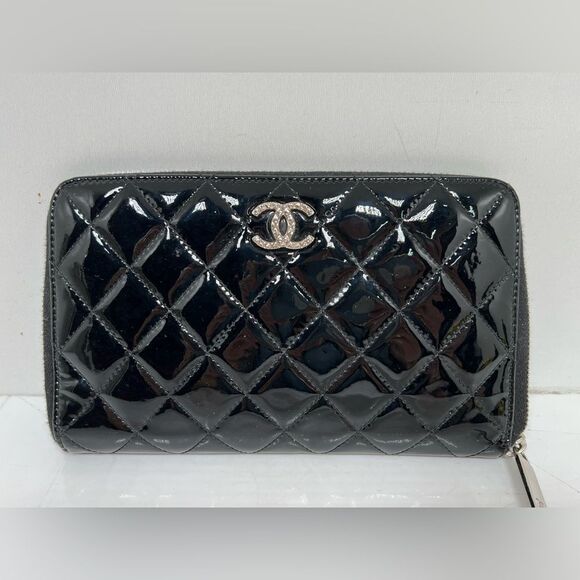 Chanel Quilted Patent Leather Zip Around Wallet in black - Picture 1 of 10